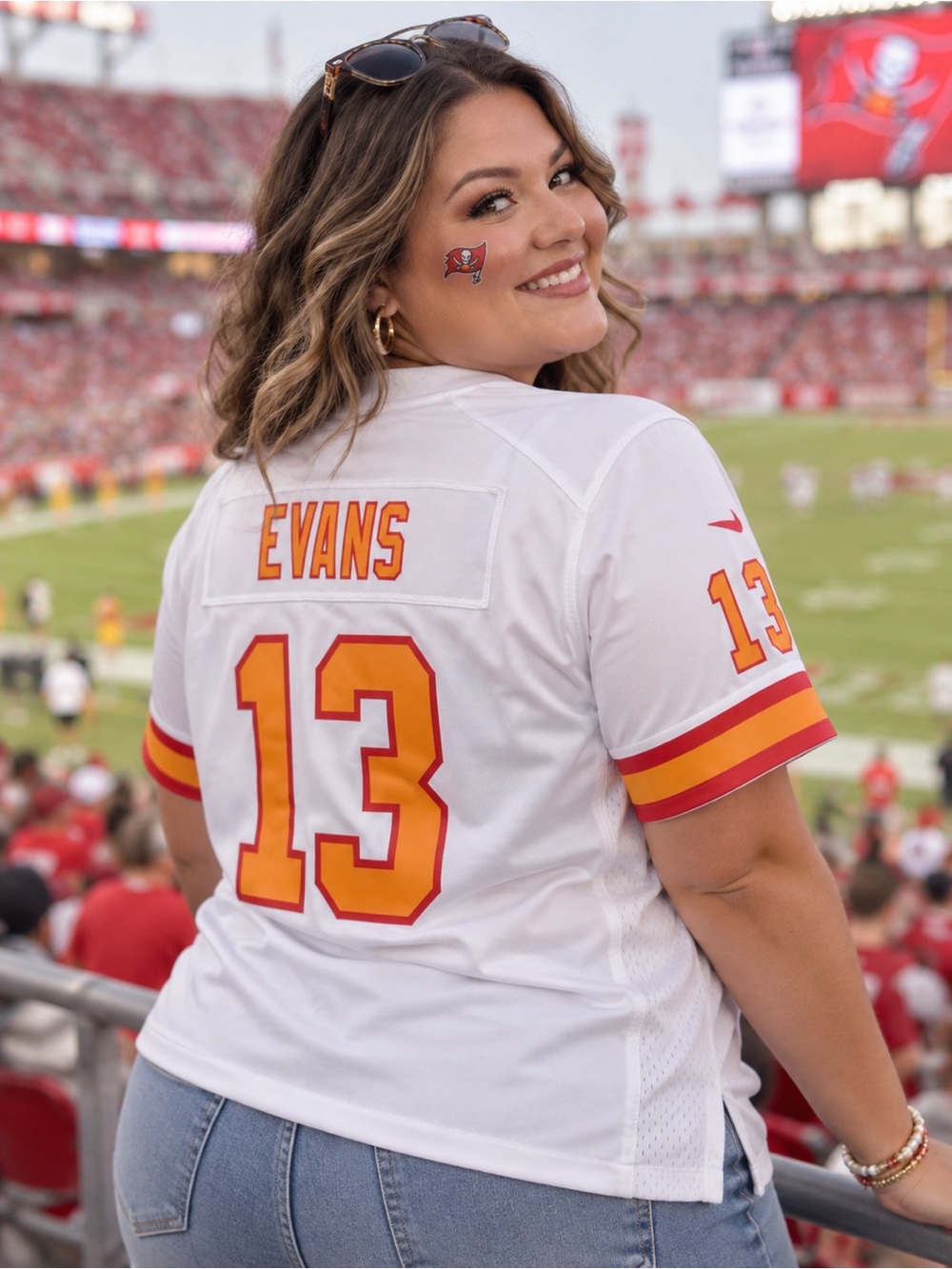 🆕 Nike Tampa Bay Buccaneers Mike Evans #13 Women’s XXL Jersey NWT